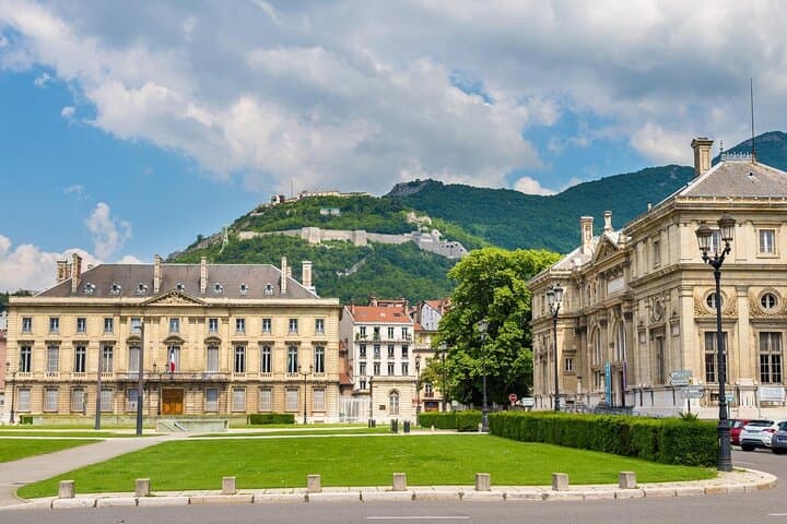 Best Intro to Grenoble in 2 hours with a Local