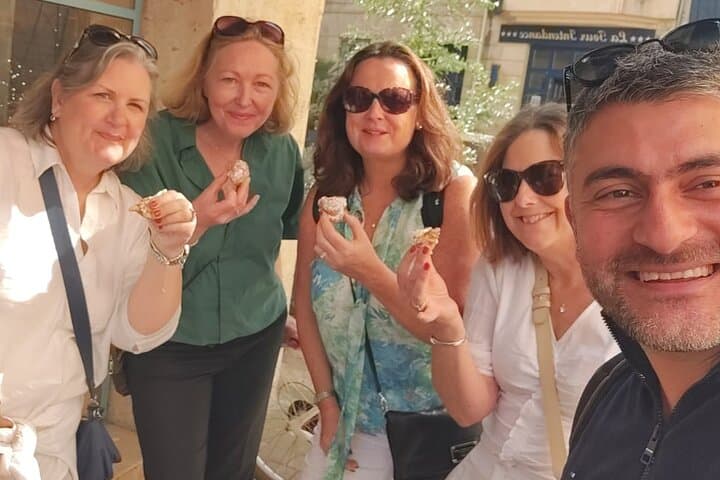 The Ultimate Bordeaux Pastry & History Tour!