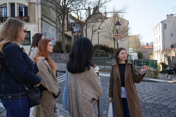 Montmartre Cabarets Absinthe and Bohemian Life Walking Tour
