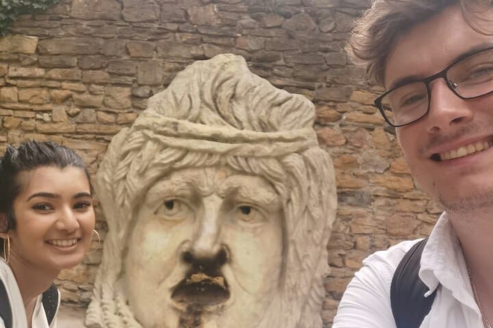 Lyon Walking Tour: Self-Guided City Game