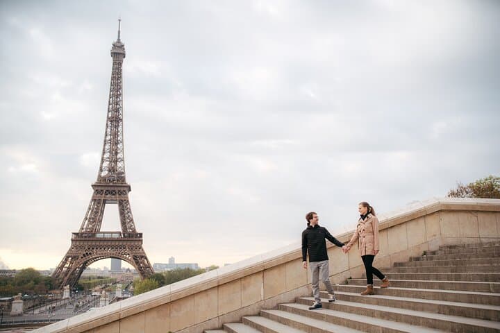 Photoshoot Express Eiffel Tower or other Couples and Proposals