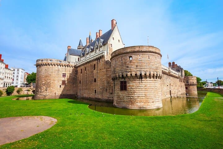 Best Intro to Nantes in 2 hours with a Local