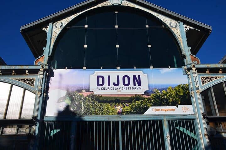 Les halles centrales de Dijon Food market