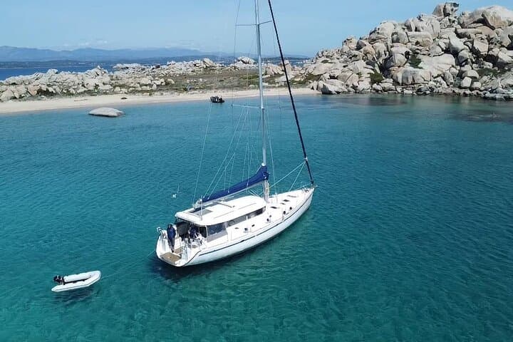 Bonifacio sailing 7h Luxury Relaxation Sublime landscapes