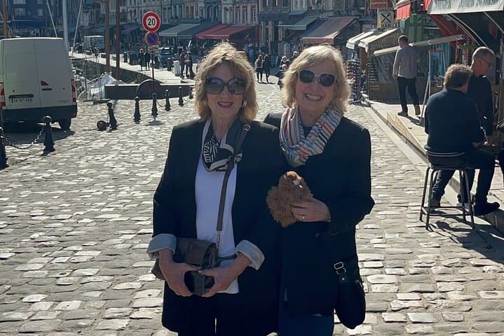Private Normandy Gourmet Tour with Cider Cheese and Seafood Lunch