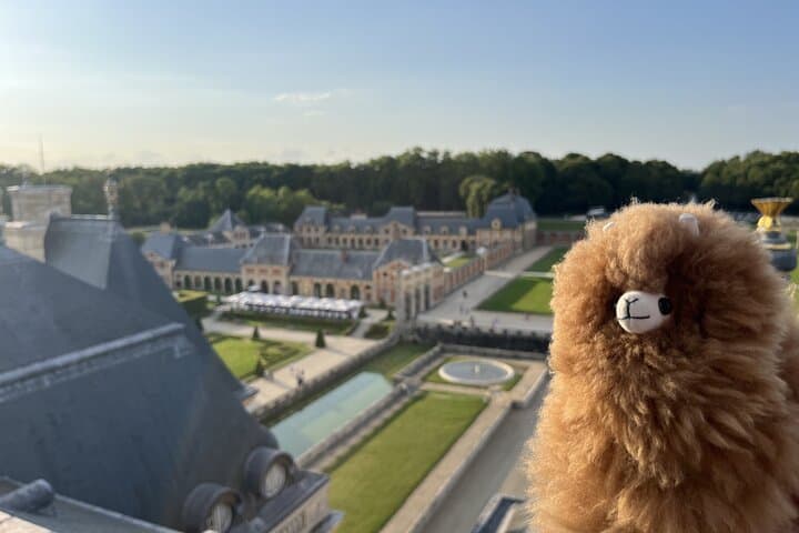 Private Vaux-le-Vicomte Candlelight Half-Day Escape from Paris