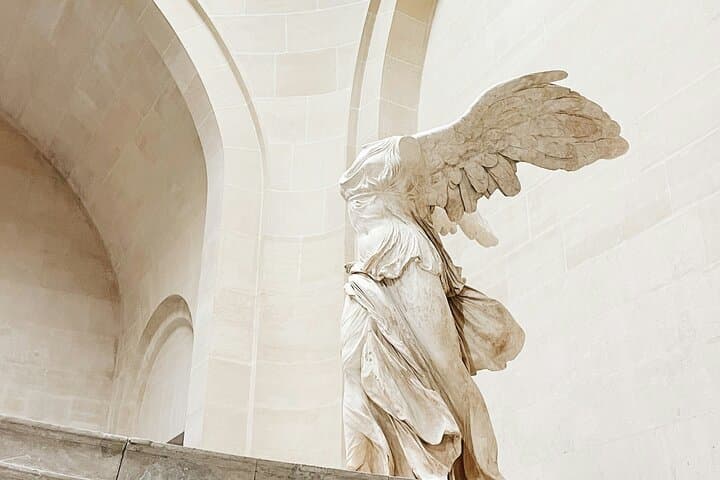 Louvre & Versailles Highlights: Small Group Half-Day Experience