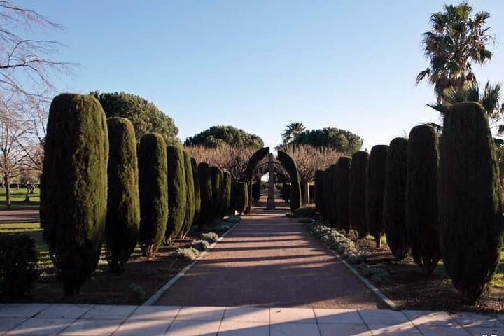 3 Hours Private Tour in Juan-les-Pins and Cagnes-sur-Mer