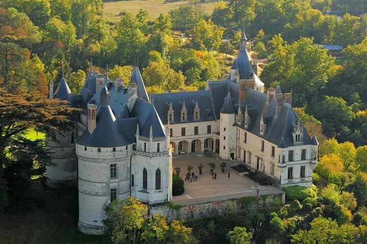 2 days Getaway in the Loire Valley 6 Castles Van VIP