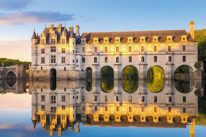 2 Days Private getaway 3 Castles Mont St Michel D Day-VAN VIP