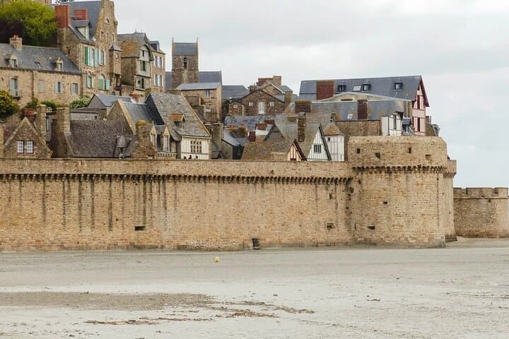 1 Day Private getaway to Mont St Michel Van VIP Departure Paris