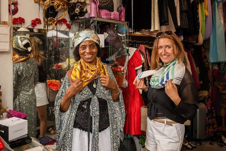 Flea Market Secrets near Montmartre: A Paris Hunt for Treasures