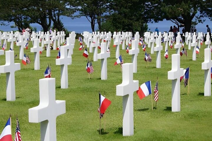 2 days Escape to Normandy Beaches D Day and Brittany Van Private