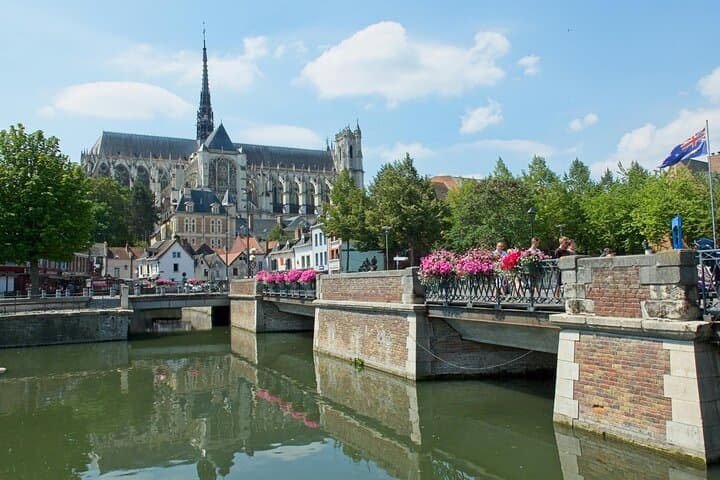 Amiens Cathedral and Hortillonnages Private Day Tour from Paris