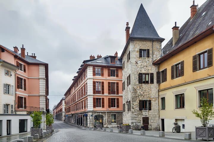 Best Intro to Chambéry in 2 hours with a Local