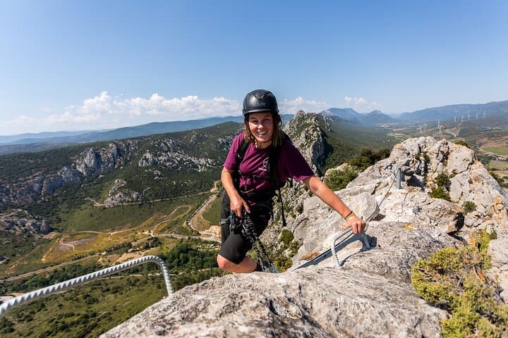 Rock climbing Adventure in Saint-Paul-de-Fenouillet
