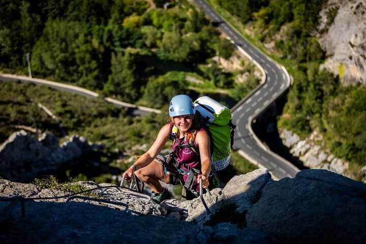 Rock climbing Adventure in Saint-Paul-de-Fenouillet