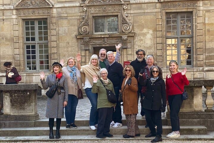 Montmartre Uncovered By A Parisian Guide