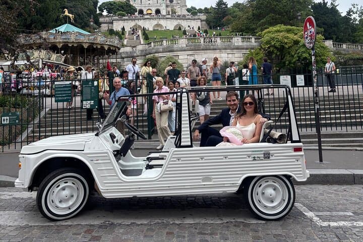 Wedding, ask...? a romantic tour? Champagne? Ask us!