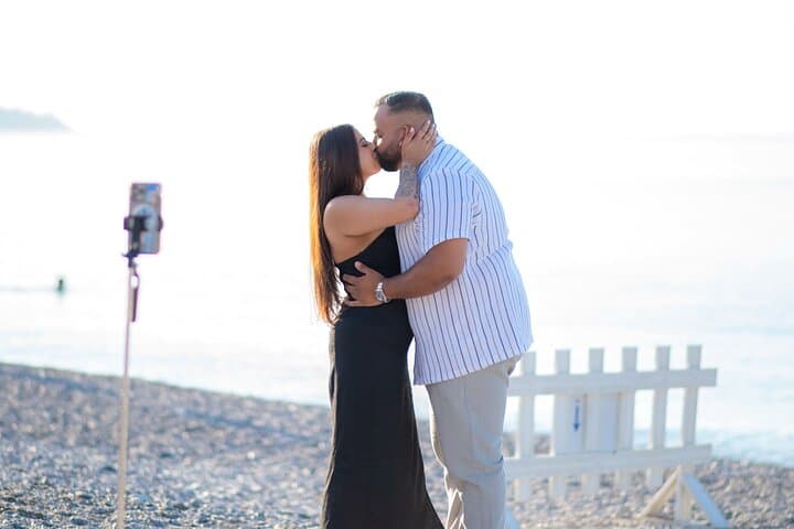 Surprise proposal photoshoot by our local photographer in Nice