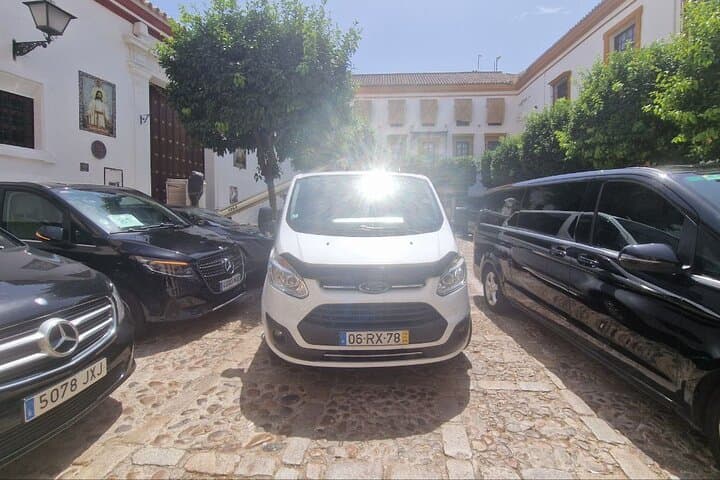 Private Transfer Between Paris and Portugal
