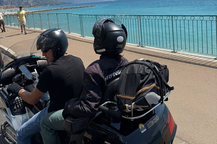 Menton is those turquoise waters