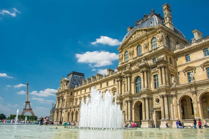 Paris in a Day from Le Havre-Seamless Full-Day Tour with Lunch