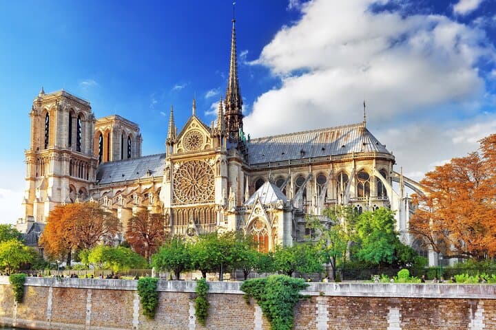 Paris in a Day from Le Havre-Seamless Full-Day Tour with Lunch