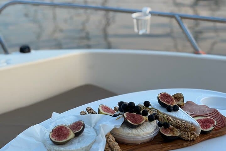 Picnic on a Boat Tour French Riviera