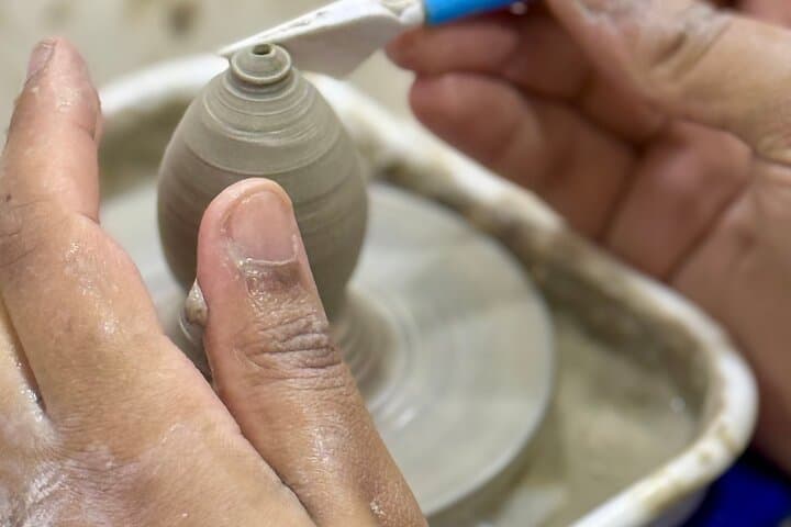Course DE Mini Tour DE Poterie in Paris