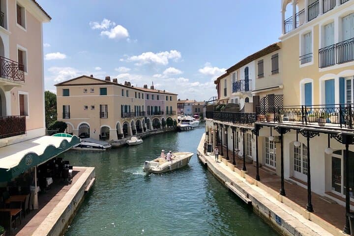 Saint-Tropez to Port Grimaud and Grimaud Village Private Tour