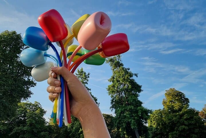The bouquet DE tulips DE Jeff Koons