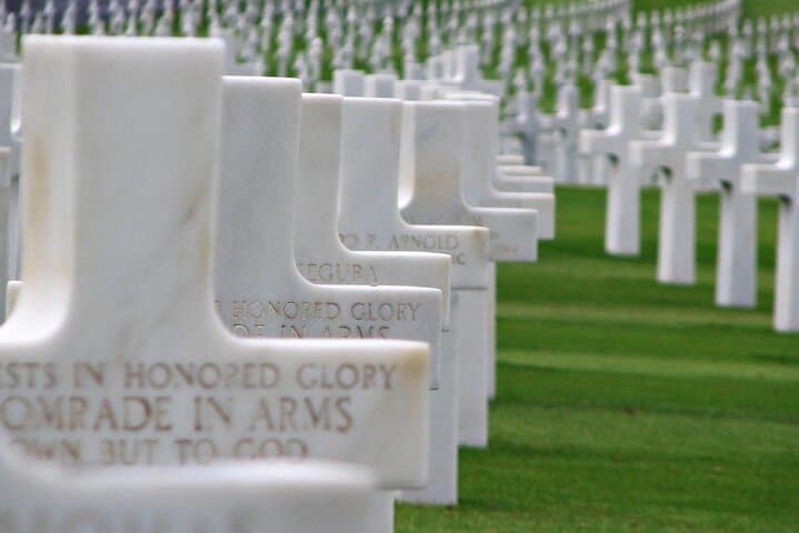 Normandy Day Tour from Paris D-Day Beaches and Caen Memorial