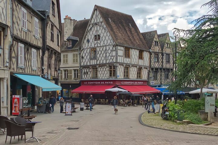 Bourges from Romans Ruins to Alchemists Self-guided walking tour