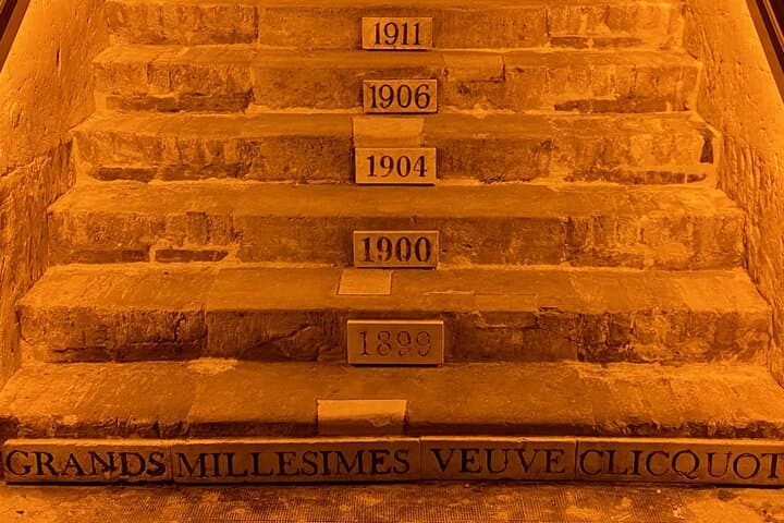 DeLuxe DOM PERIGNON Veuve Clicquot Tastings Michelin Lunch