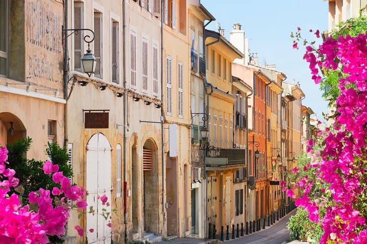 Aix en-Provence and Cassis Combo Private Tour