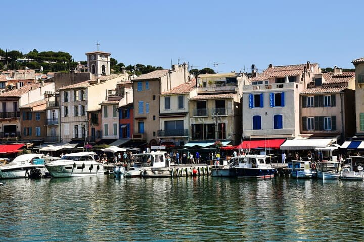 Aix en-Provence and Cassis Combo Private Tour