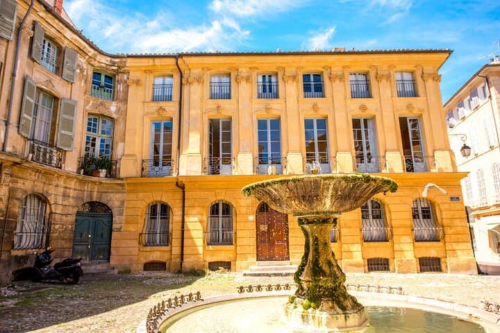 Aix-en-Provence Essentials Private Tour