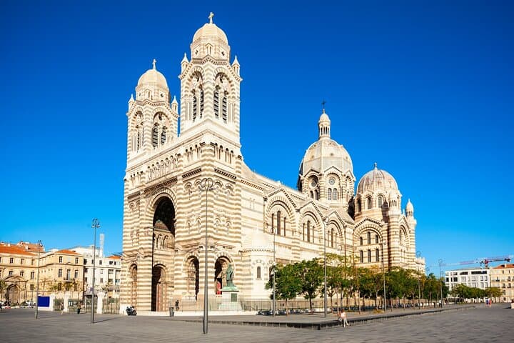 Marseille City Highlights: Private Half-Day Tour & Viewpoints