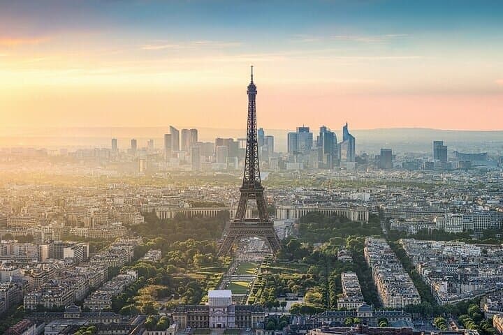Private: Eiffel Summit Family Custom Tour