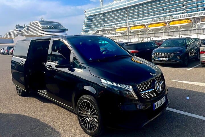 Transfer DE our customers from the port DE cruise to the airport DE Marseille