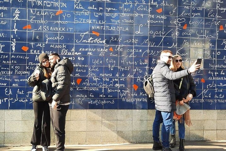 Paris Private Food Tour in Montmartre: Wine & Local Cuisine
