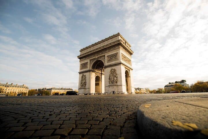 Paris Arc de Triomphe Ticket and Audio Tour on Your Phone
