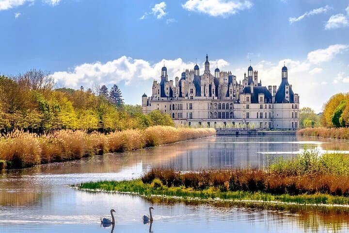 Private Day Trip to the Châteaux DE la Loire