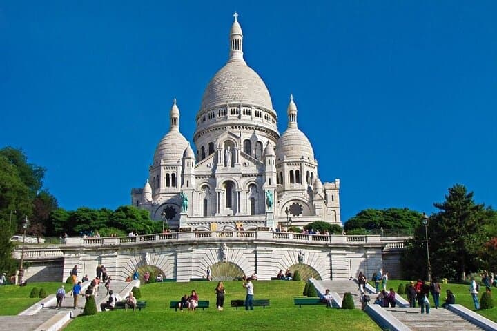 Tour DE Paris - Eiffel Tower, Sacred Heart and more