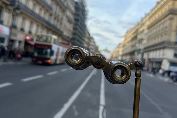 Paris Theatre and Musicals Walking Tour: Les Miz, Phantom…