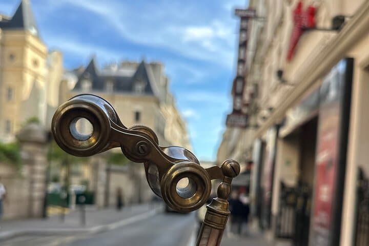 Paris Theatre and Musicals Walking Tour: Les Miz, Phantom…