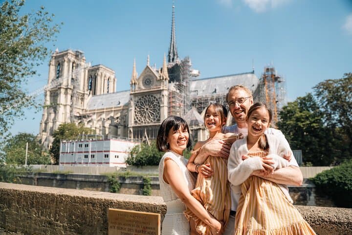 Louvre and Notre Dame Guided Tour Combo with Access