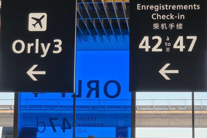 Private Airport Transfer Paris → Orly | Electric One-Way