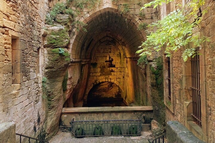 Private Walking Tour of SARLAT with Tastings by Exploreo24